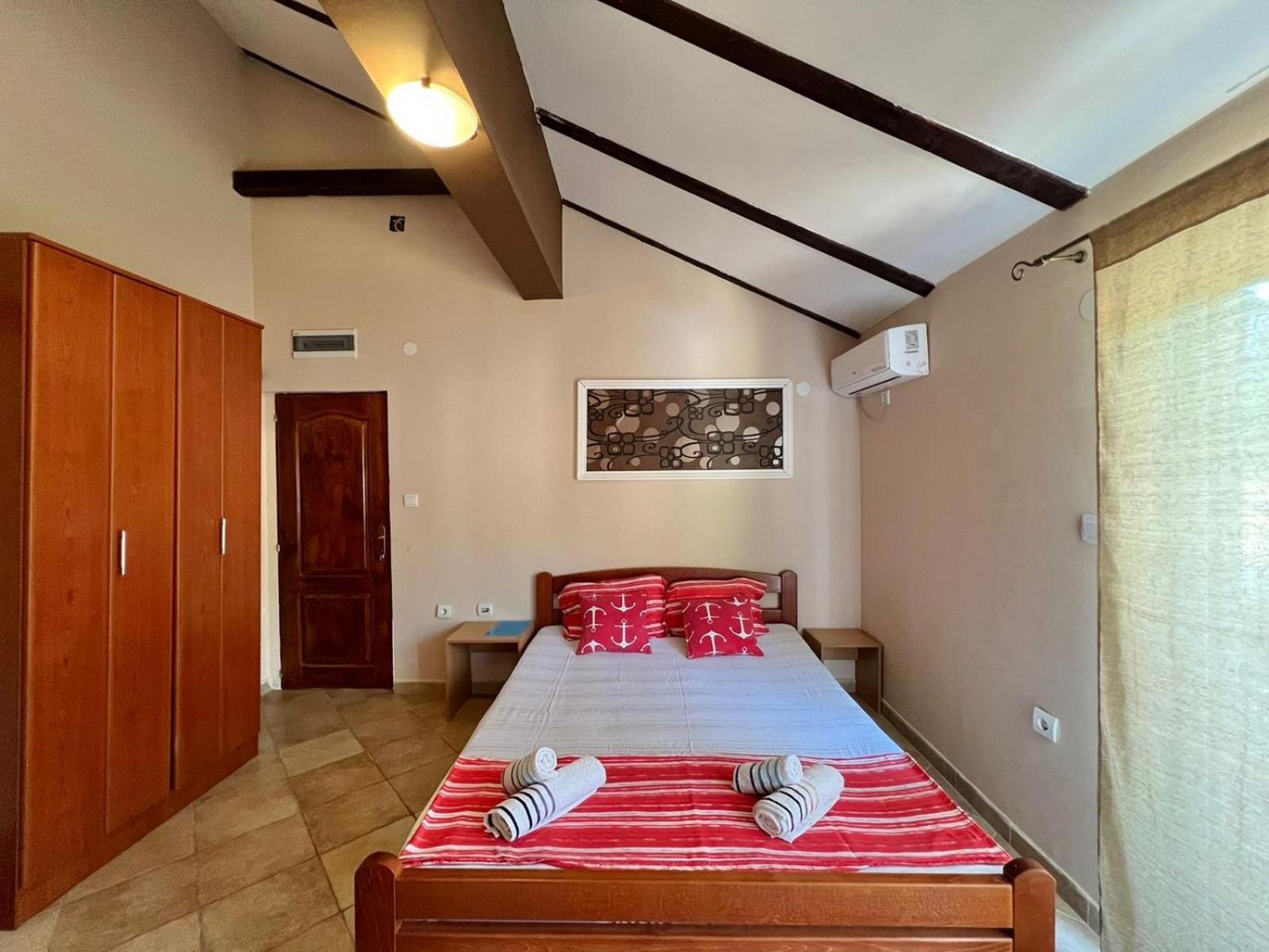 Apartment Lav Costas Herceg Novi