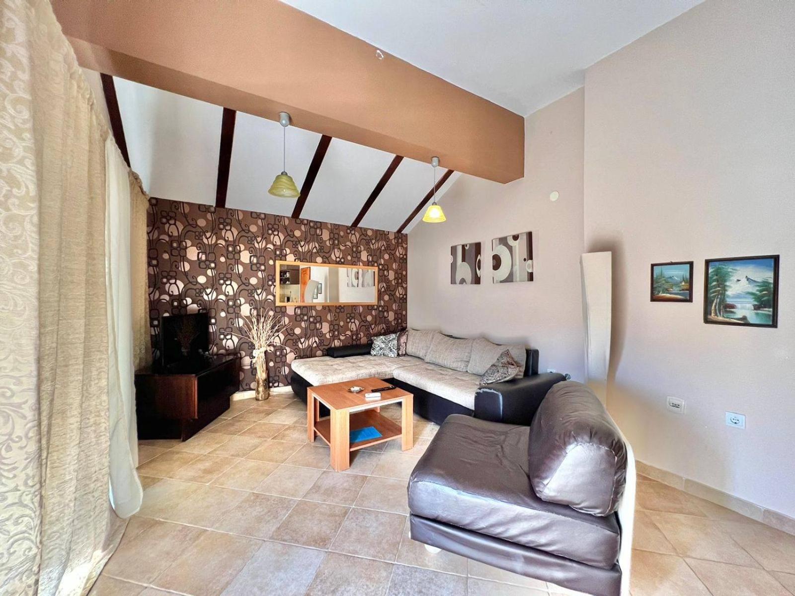 Lav Costas Apartment Herceg Novi