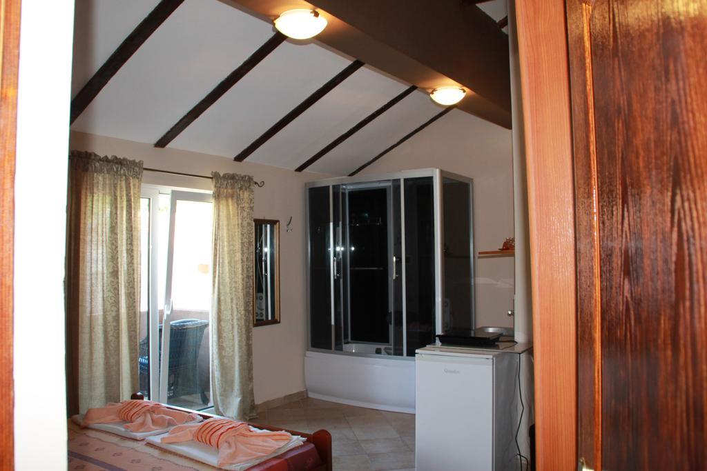 Lav Costas Apartment Herceg Novi