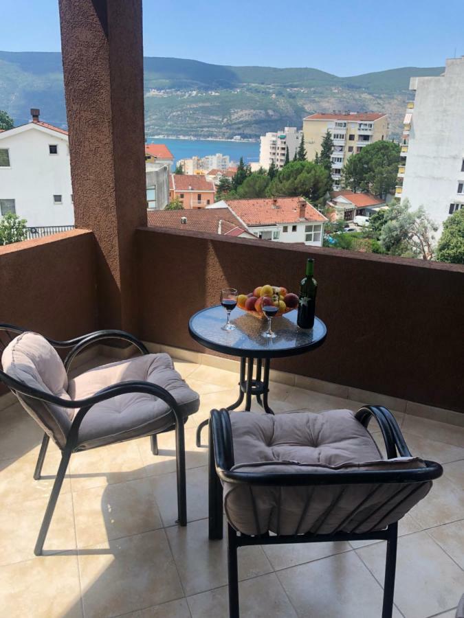 Lav Costas Herceg Novi